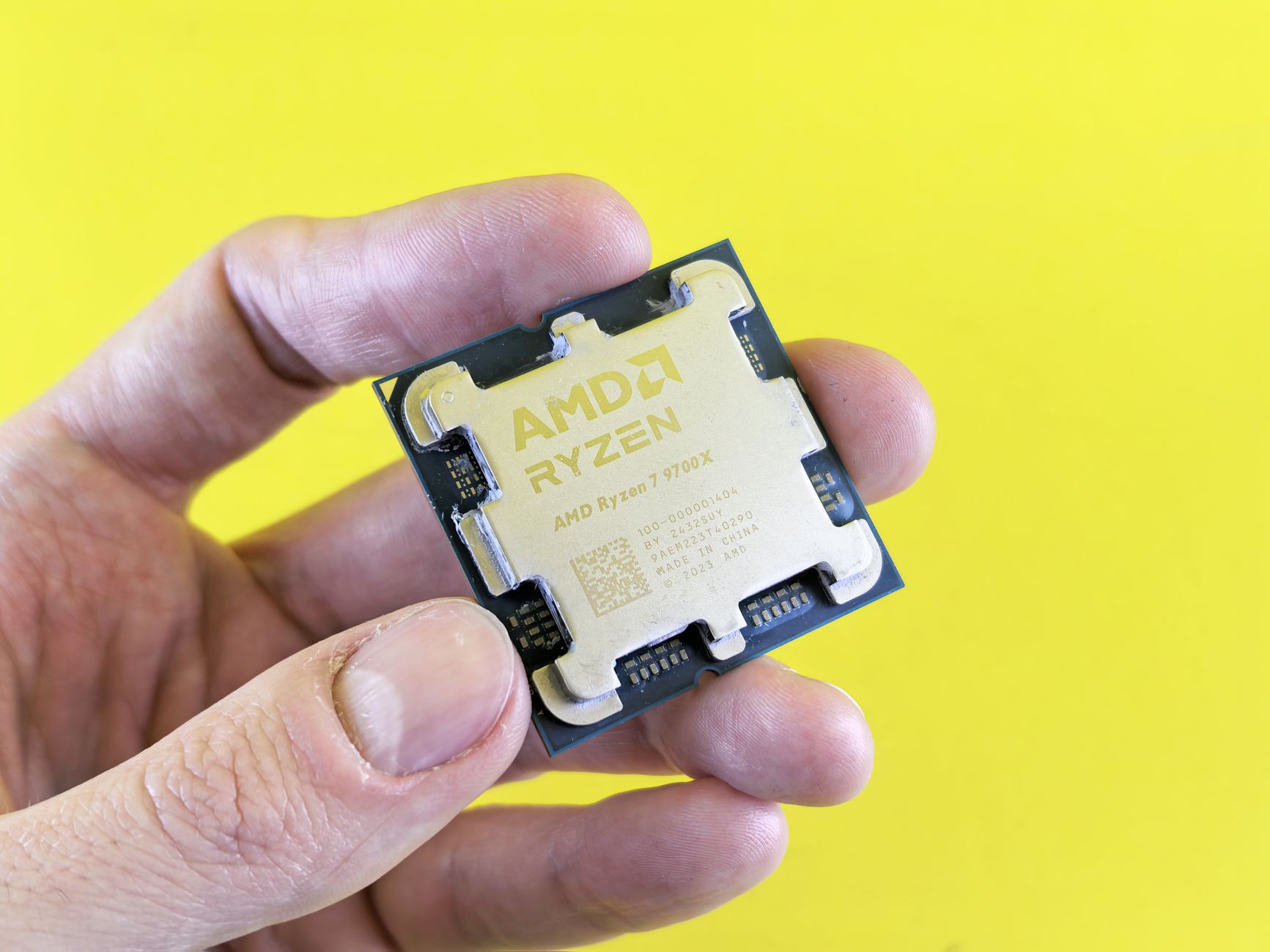 Google lanza 3 Gemini nuevos, AMD presenta Helios y China pide $30B: la guerra de la IA se acelera
